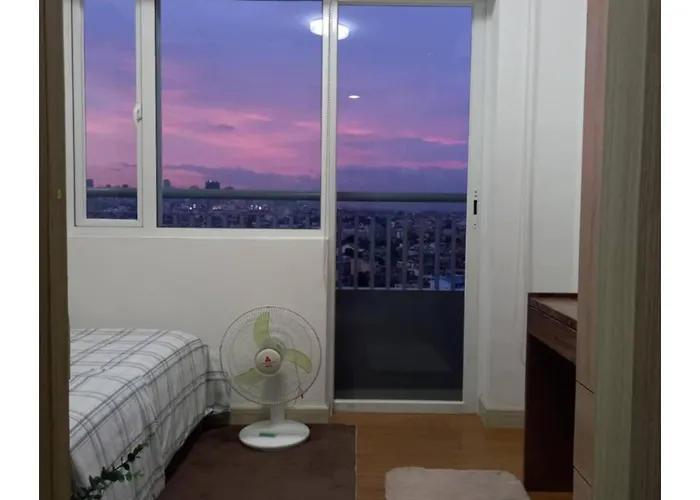 Aparthotel John's Place Near Bgc And Airport Manila